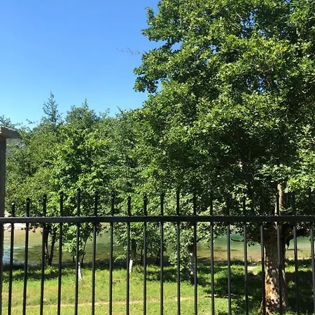 Pjene Villa *