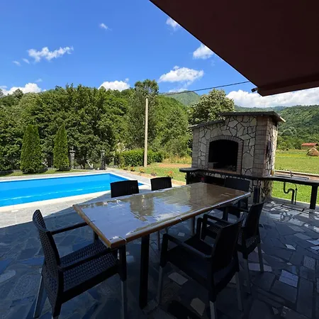 Pjene Villa